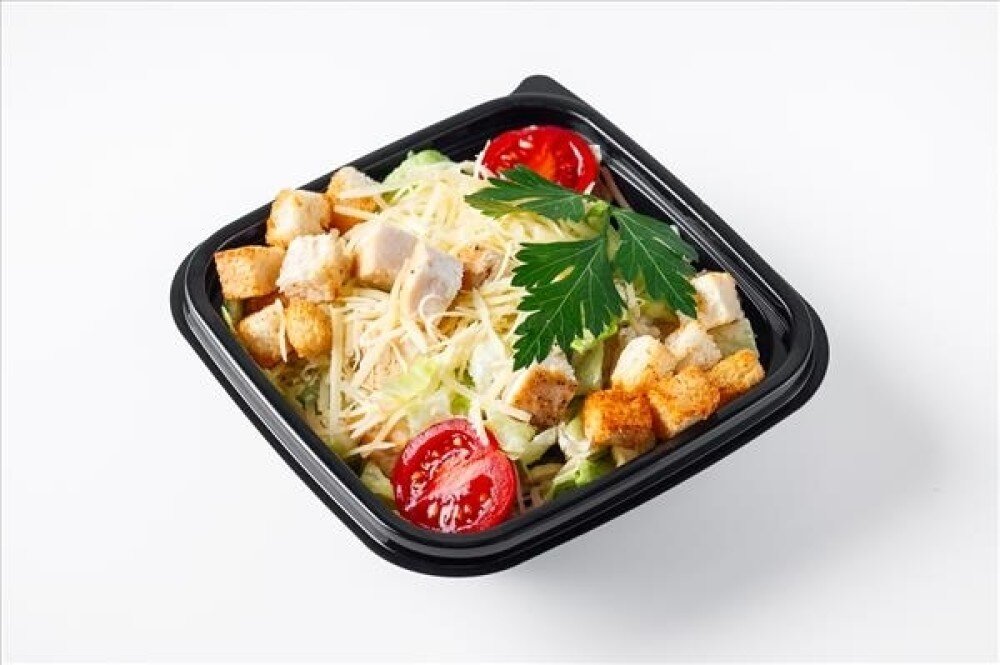 Салат Цезарь с курицей