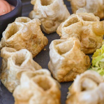 Вонтоны со  свининой  жареные