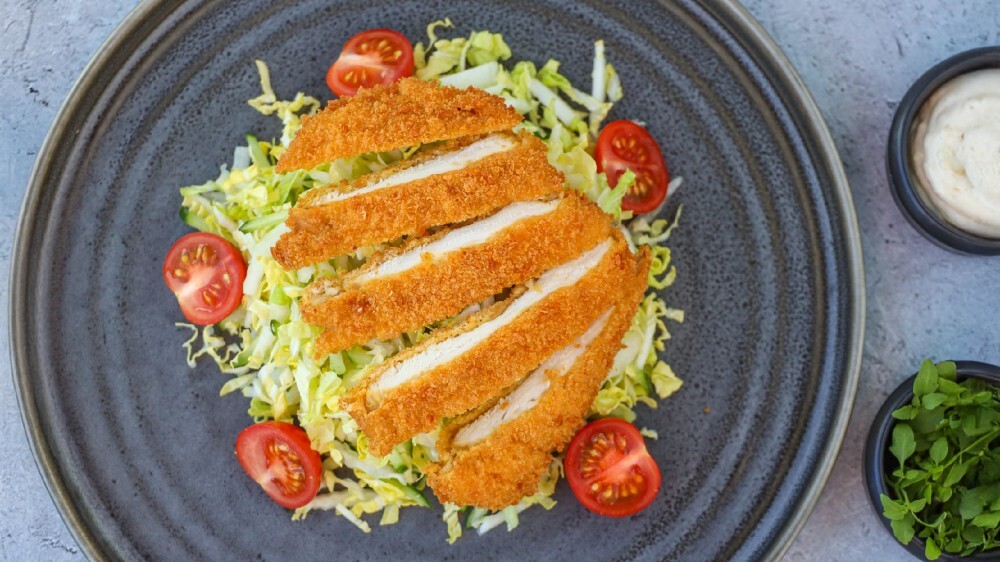 Салат с хрустящей курочкой