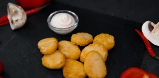 Куриные наггетсы