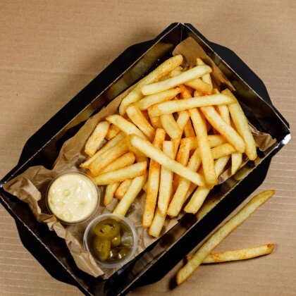 Картофель фри с  перцем халапеньо