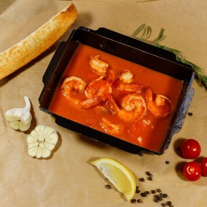 Креветки в томатном соусе