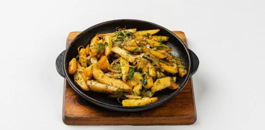 Картофель жареный с луком