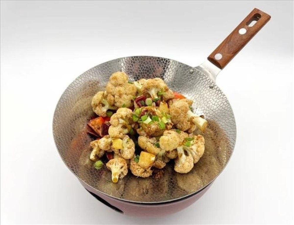 A14 Цветная капуста на сковородке 干锅花菜