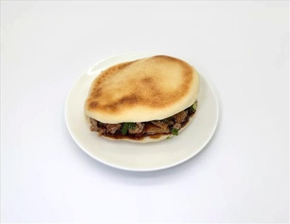 P2 Шэньсийский бургер с мясом 肉夹馍