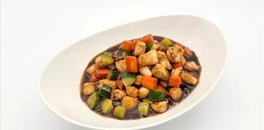 D7 Цыпленок "Гунбао" 宫保鸡丁