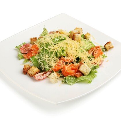 Салат Цезарь с форелью