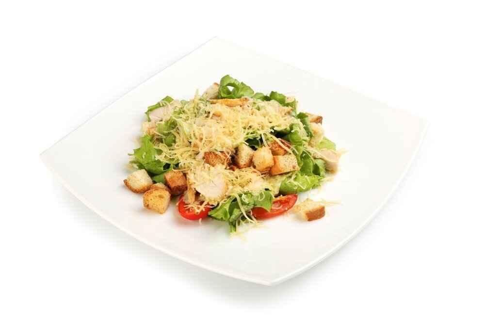 Салат Цезарь с курицей