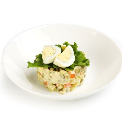 Салат Оливье с курицей