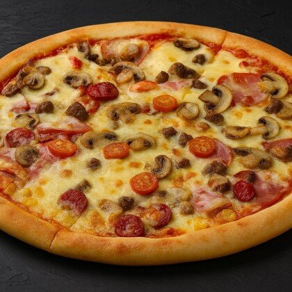 Космо-пицца "Мясное ассорти с острым соусом"