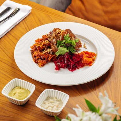 Рулька с шукрутом