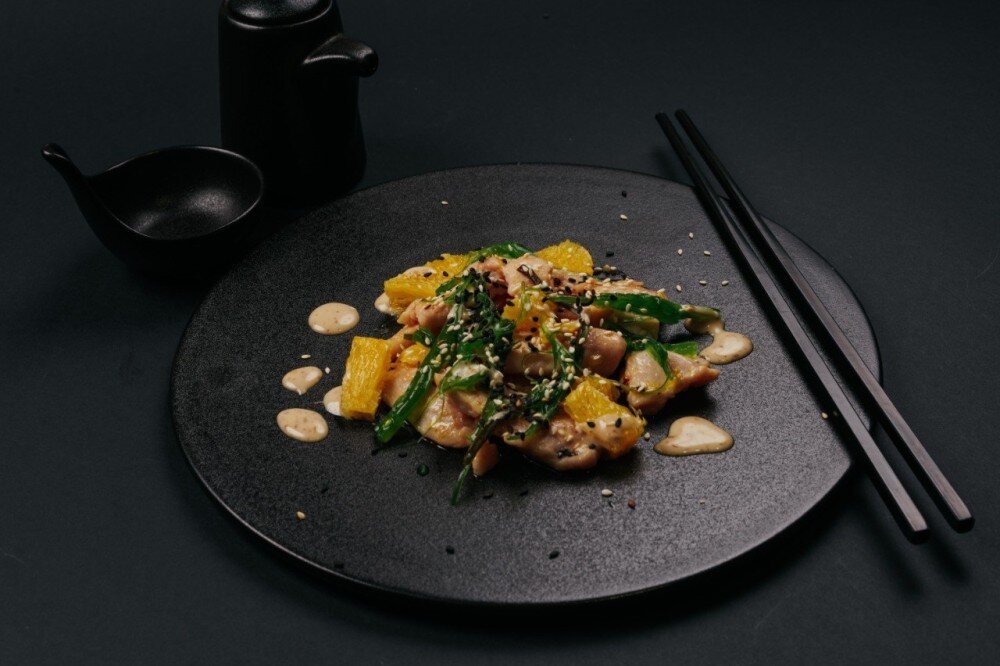 Цыпленок с апельсином и чукой