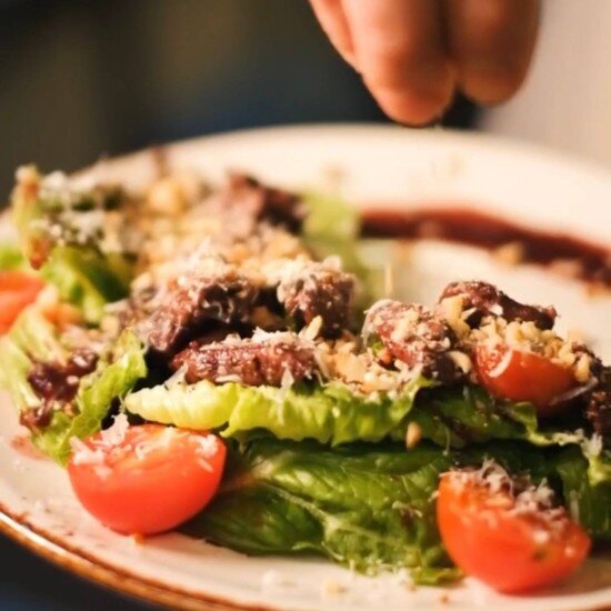 Тёплый салат с куриной печенью