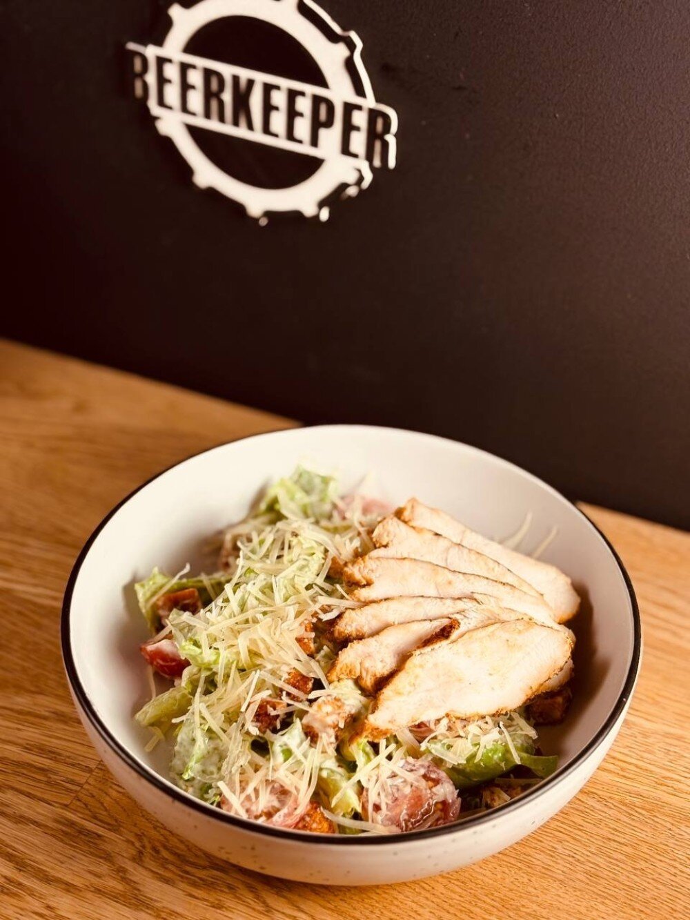 Цезарь с курицей