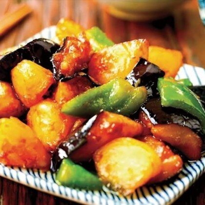 B44 Жареная тройка (картофель, перец, баклажан) 地三鲜