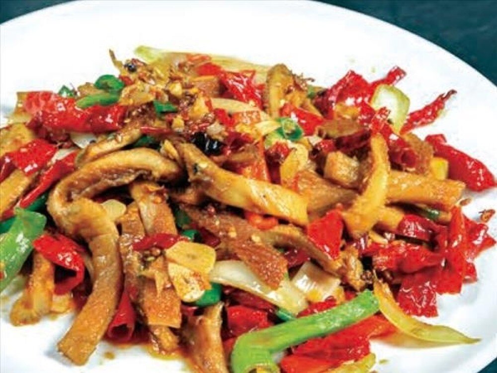 B22 Жареный говяжий желудок 辣炒牛肚肖