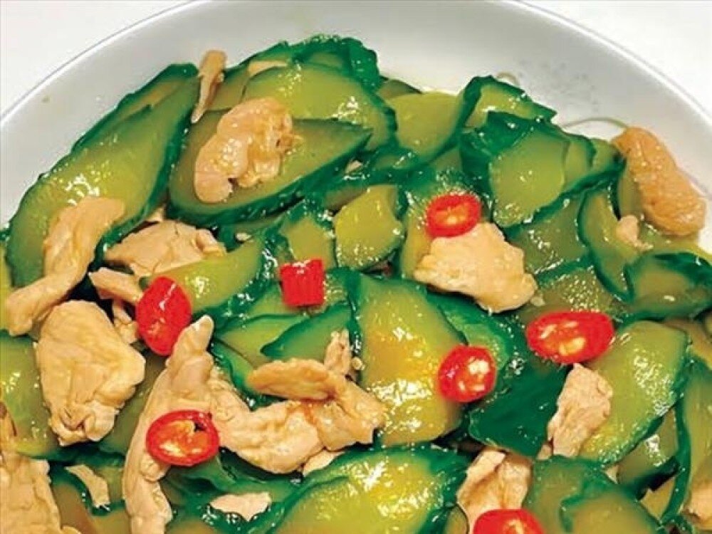 B11 Жареные огурцы со свининой 瓜片炒肉