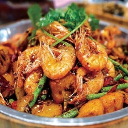 B56 Морепродукты со свиными рёбрами 香辣虾锅