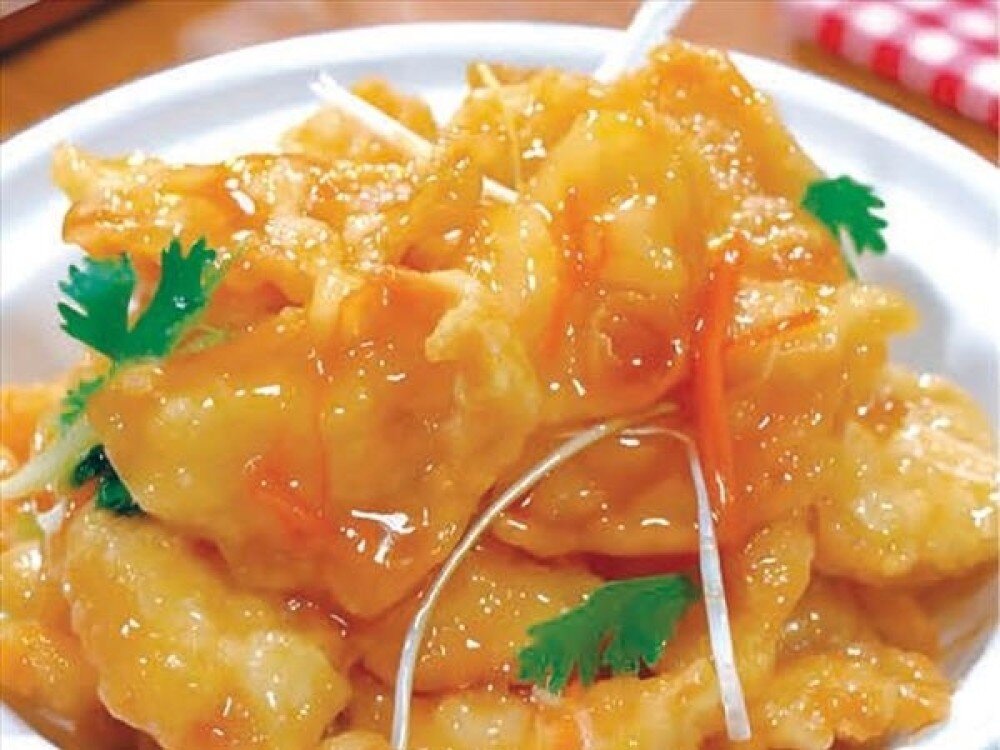 B26 Курица в кисло-сладком соусе 锅包鸡肉