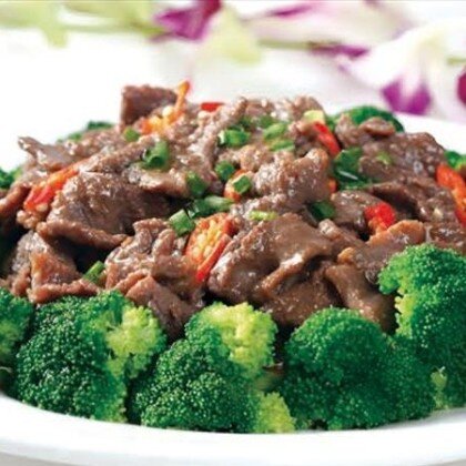 B25 Говядина с брокколи 西兰花烧牛肉