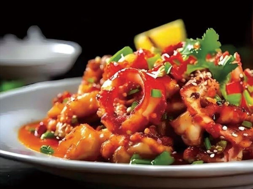 B31 Острые куриные желудки с кальмарами 辣爆鸡胗鱿鱼