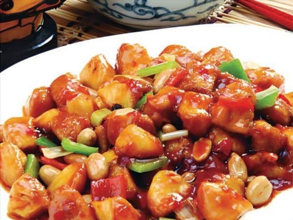 B27 Курица в соусе с арахисом и овощами 宫保鸡丁