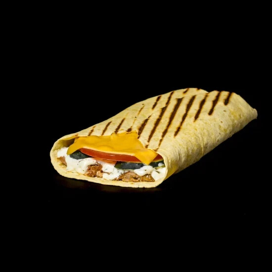 Шаверма с курицей сырная