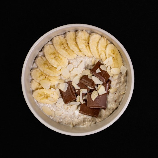 Каша с бананом и шоколадом