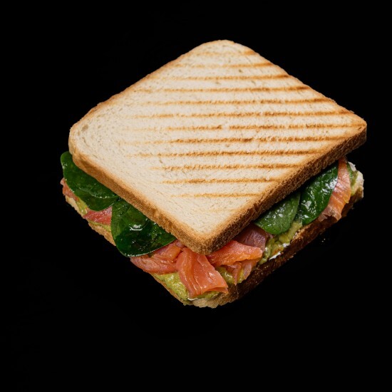 Сендвич с форелью