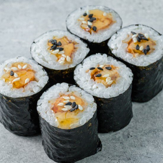 Ролл с угрем