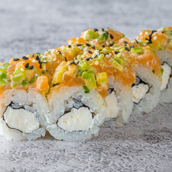 С тартаром из лосося