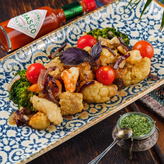 Рагу из кальмаров с овощами