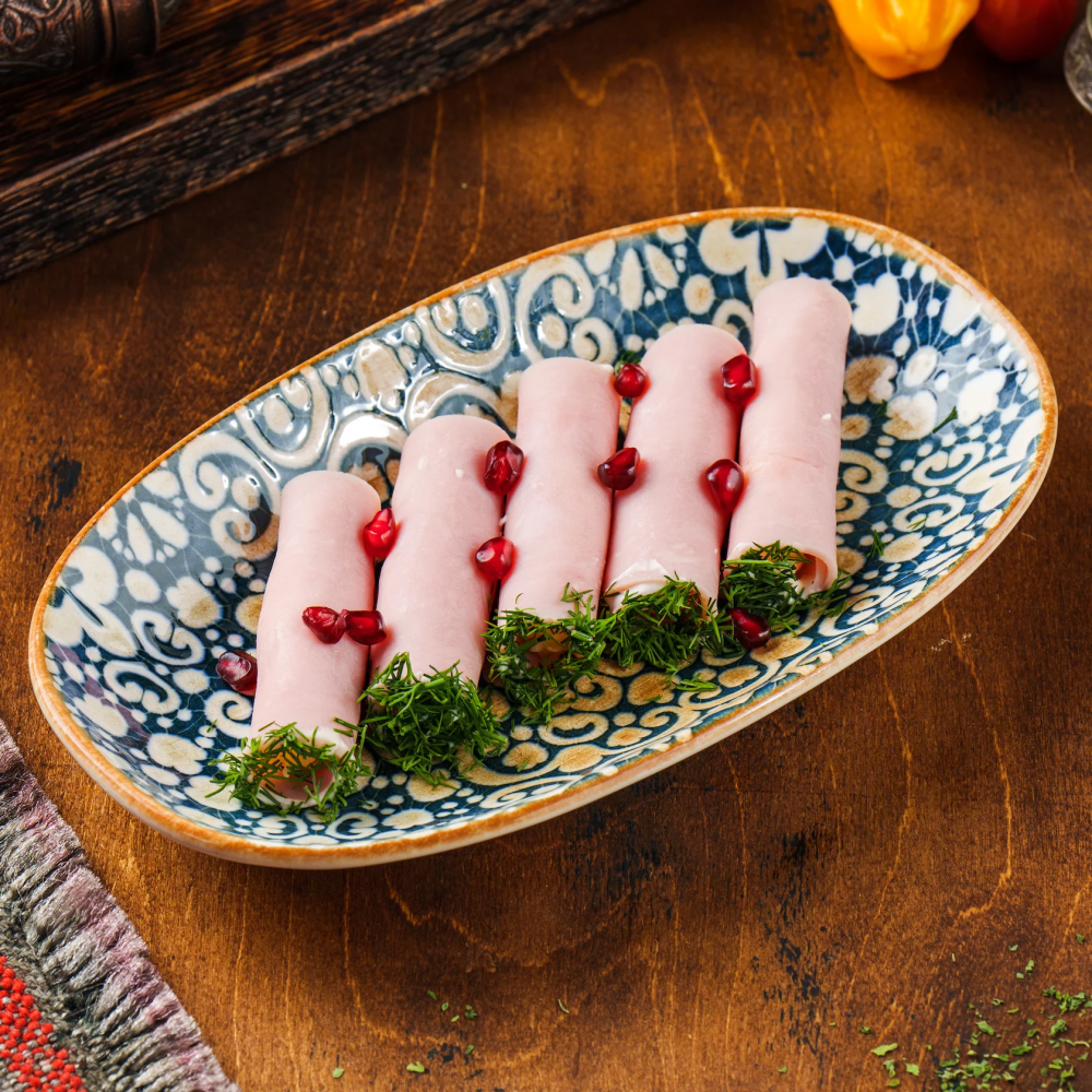 Рулетики из ветчины с сыром