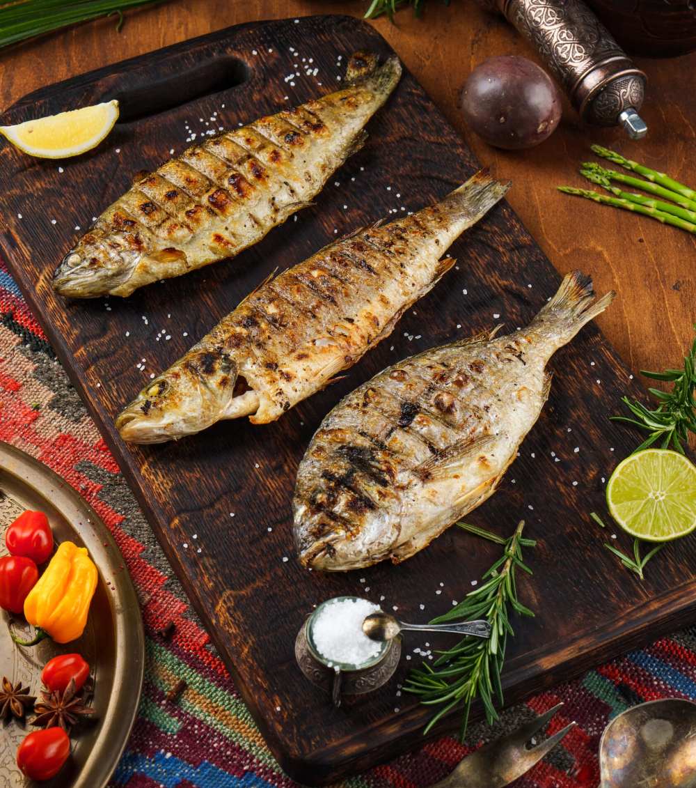 Дорадо жареная / на пару