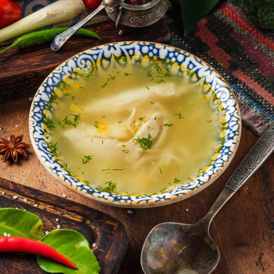 Куринный суп с домашней лапшой