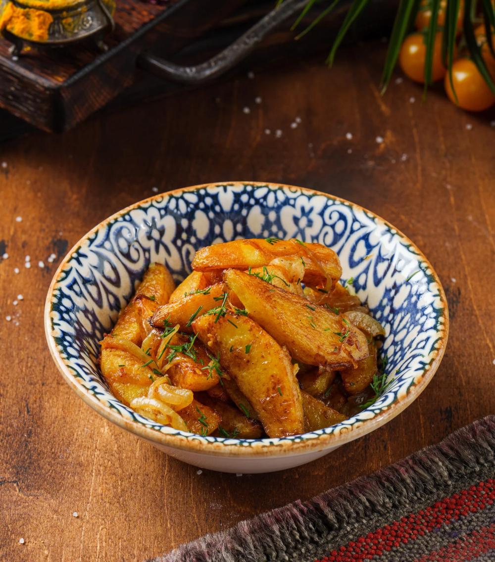 Картофель по-домашнему с жареным луком