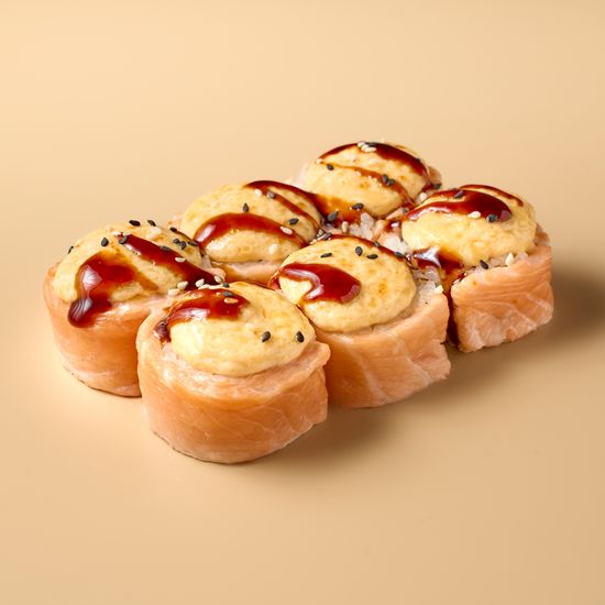 Запеченный ролл с лососем