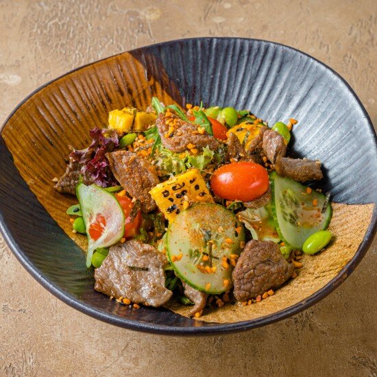 С говядиной и соусом окиси