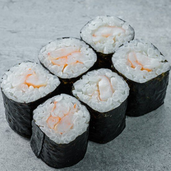 Ролл с креветкой