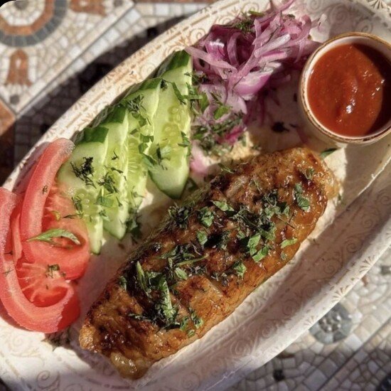 Абхазура на мангале