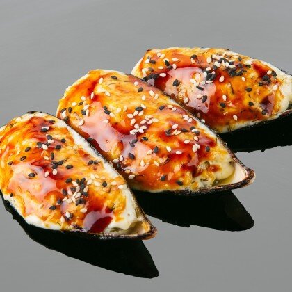 Запеченные мидии в остром соусе