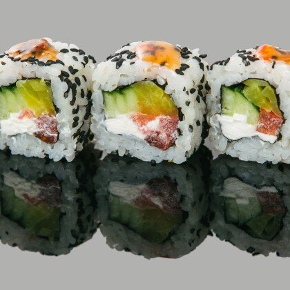 Ролл "Такуан с соусом сладкий чили"