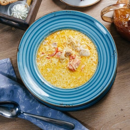 Уха из ассорти рыб на сливках