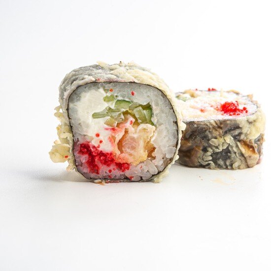 Жареный ролл с тигровой креветкой (5 шт)