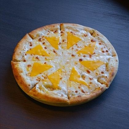 Пицца 4 Сыра