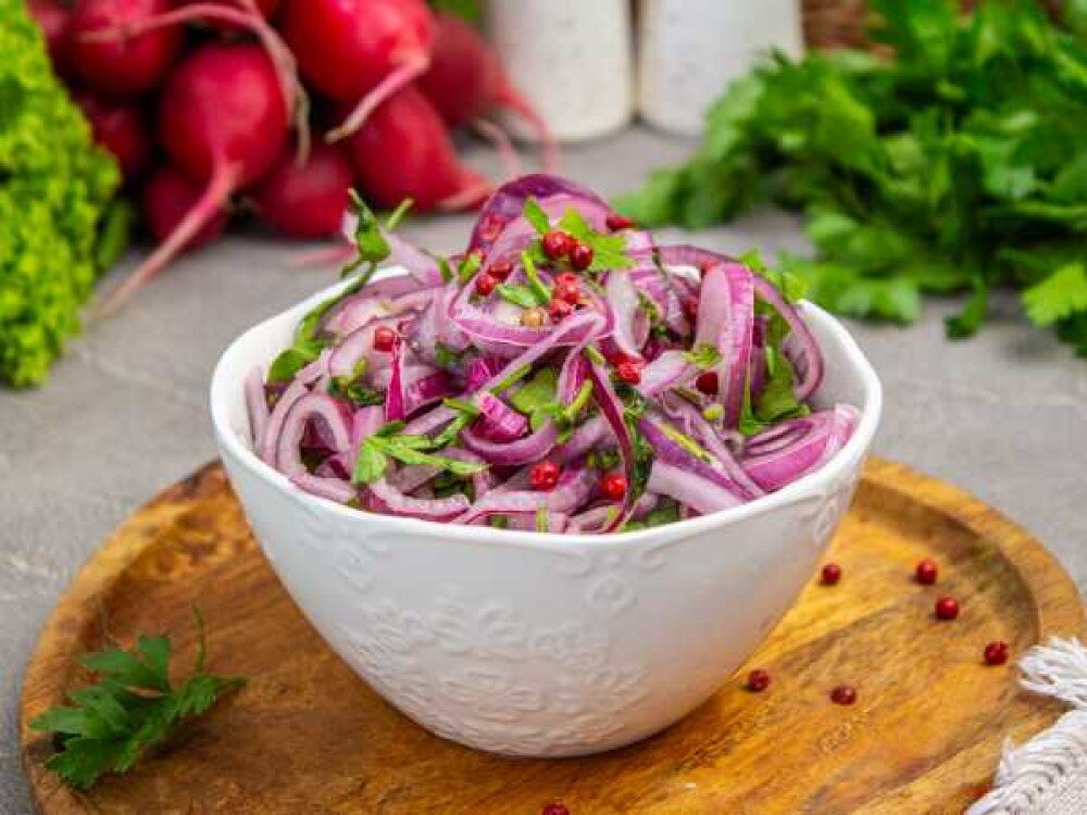 Лук маринованный