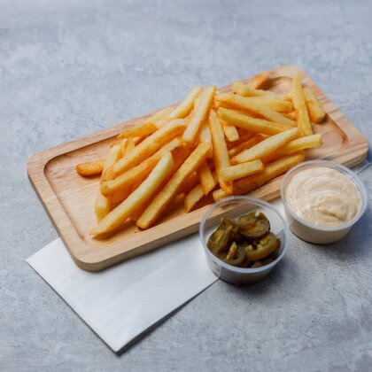 Картофель фри с  перцем халапеньо