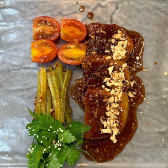 Стейк с говяжим языком