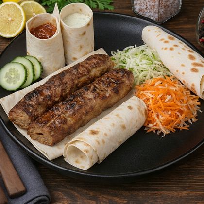 Люля-кебаб из свиной шеи и баранины