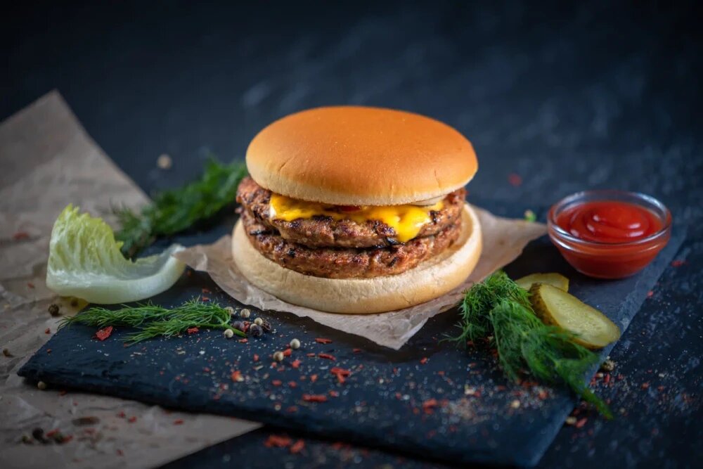 Чиз Бургер со свининой